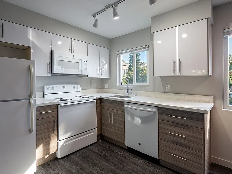 Sylvan Court — Photo 1
