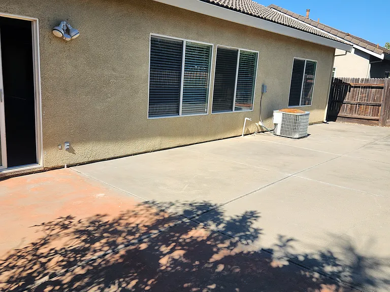 5602 Foxview Way — Photo 10