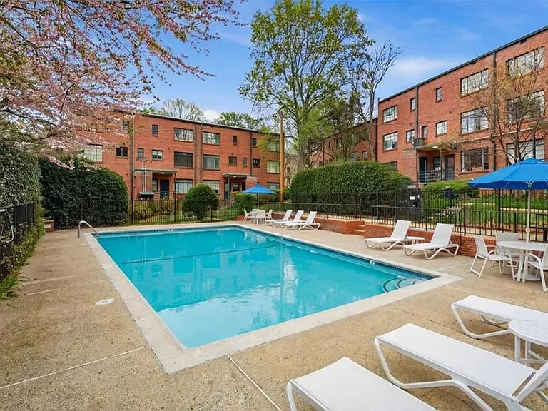 1381 Normandy Dr NE #2 — Photo 19