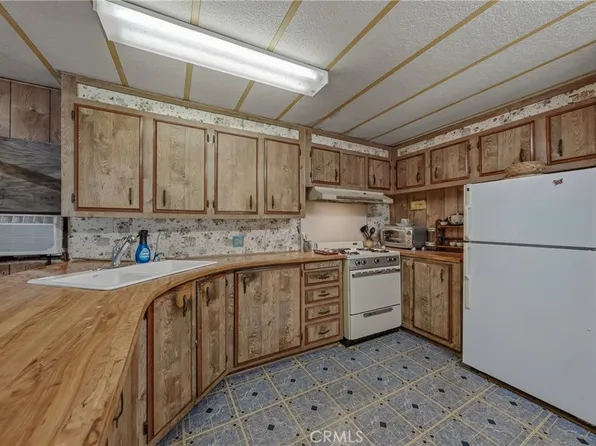 4246 2nd Ave, Lakeport, CA 95453