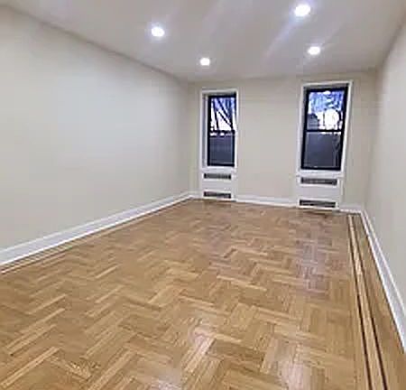 4th image of 1730 E 18th St APT 5H