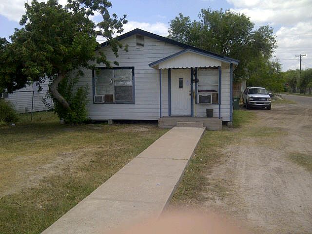 1st image of 300 S Milam St