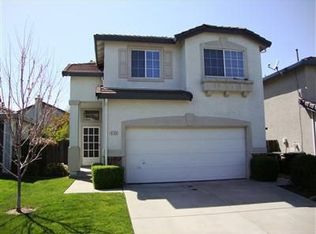 8760 Noble Fir Ln, Elk Grove, CA