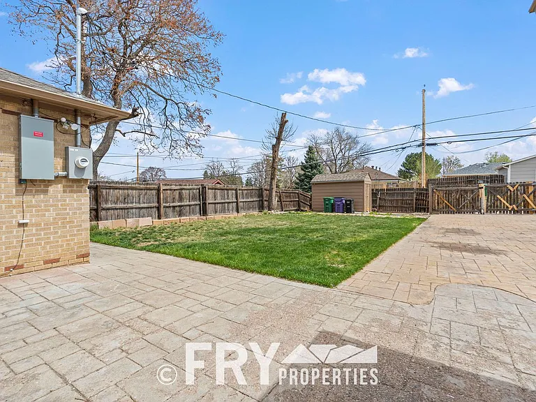 3446 N Adams St — Photo 28