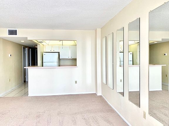 5th image of 925 N Halifax Ave APT 605