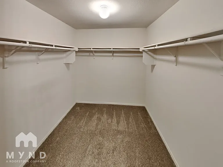 9535 Apple Ridge Ln — Photo 16