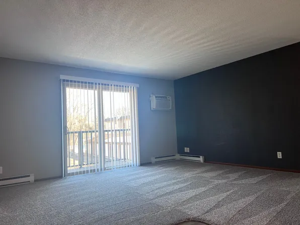 Summit Ii, 820 E Summit Ave APT 15, Fergus Falls, MN 56537