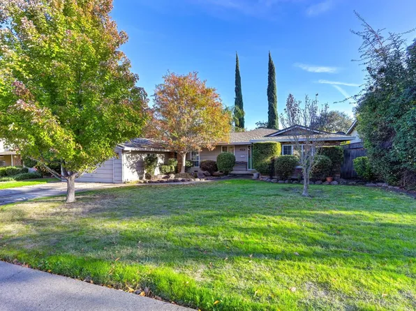 6430 Sandstone St, Carmichael, CA 95608