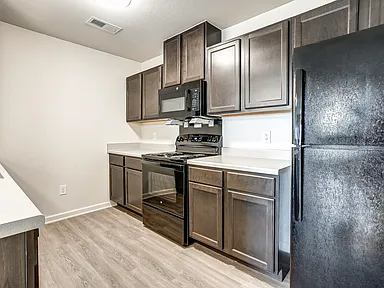 Ivy Ridge 1 Bedroom, 1 Bathroom