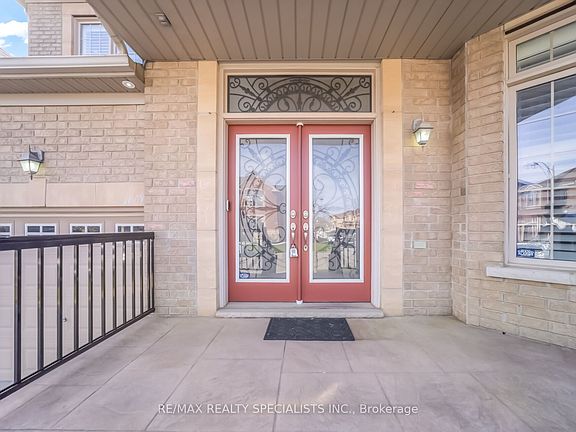 3rd image of 30 Portside Cres