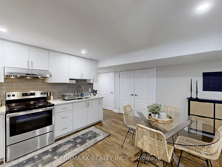 419 Wettlaufer Ter — Photo 16