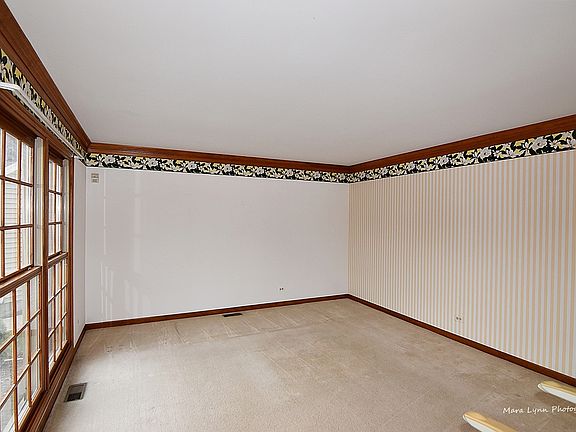 5th image of 2748 Peterson Ct