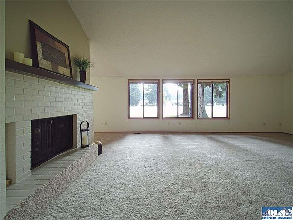 5th image of 119 Hilltop Dr Unit A