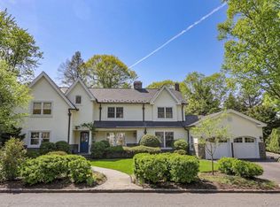 12 Woodland Avenue, Bronxville, NY 10708
