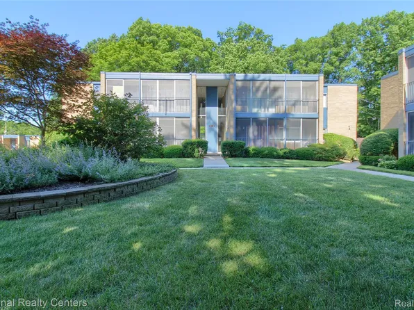 16547 Middlebelt Rd #6, Livonia, MI 48154