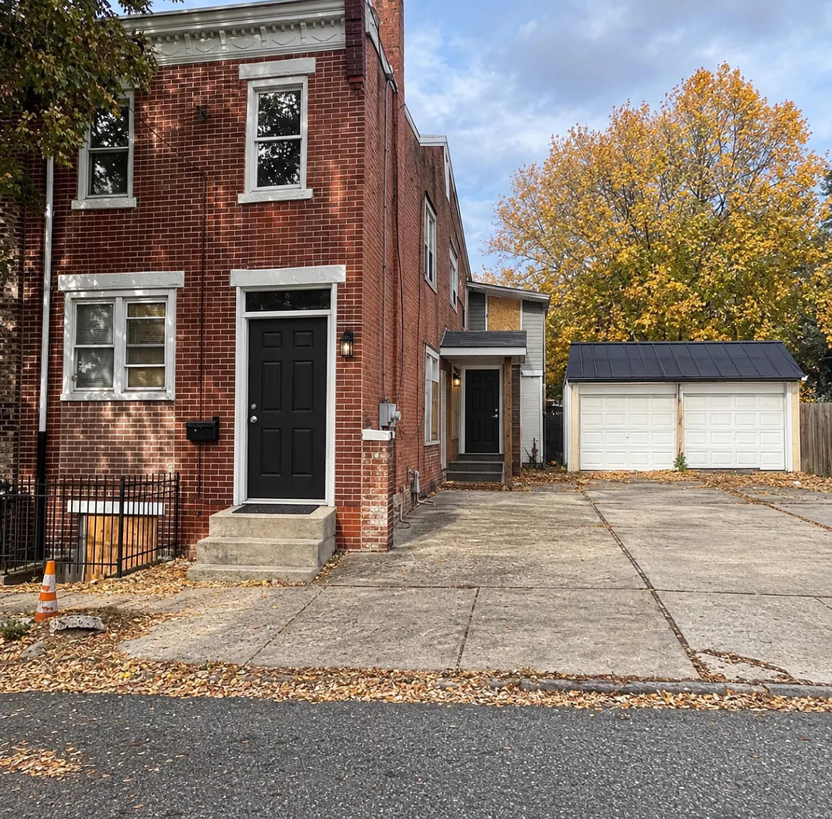 2 bed, 800 sqft, $1,800 — Photo 1