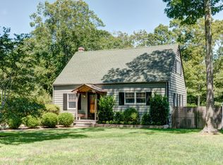 31 Sandra Rd, East Hampton, NY 11937