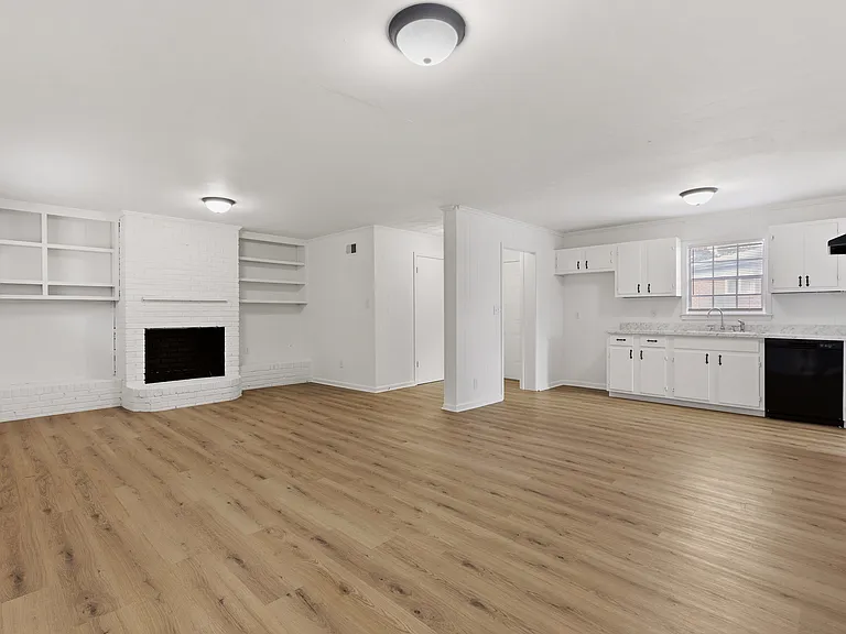 1642 Rozelle Cv — Photo 9