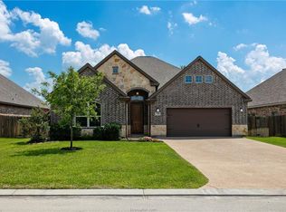 3545 Foxcroft Path, Bryan, TX 77808