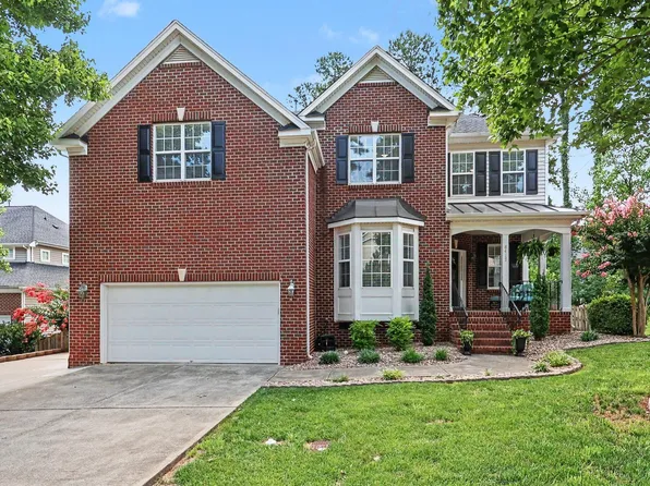 8417 Dunnington Cir, Raleigh, NC 27613