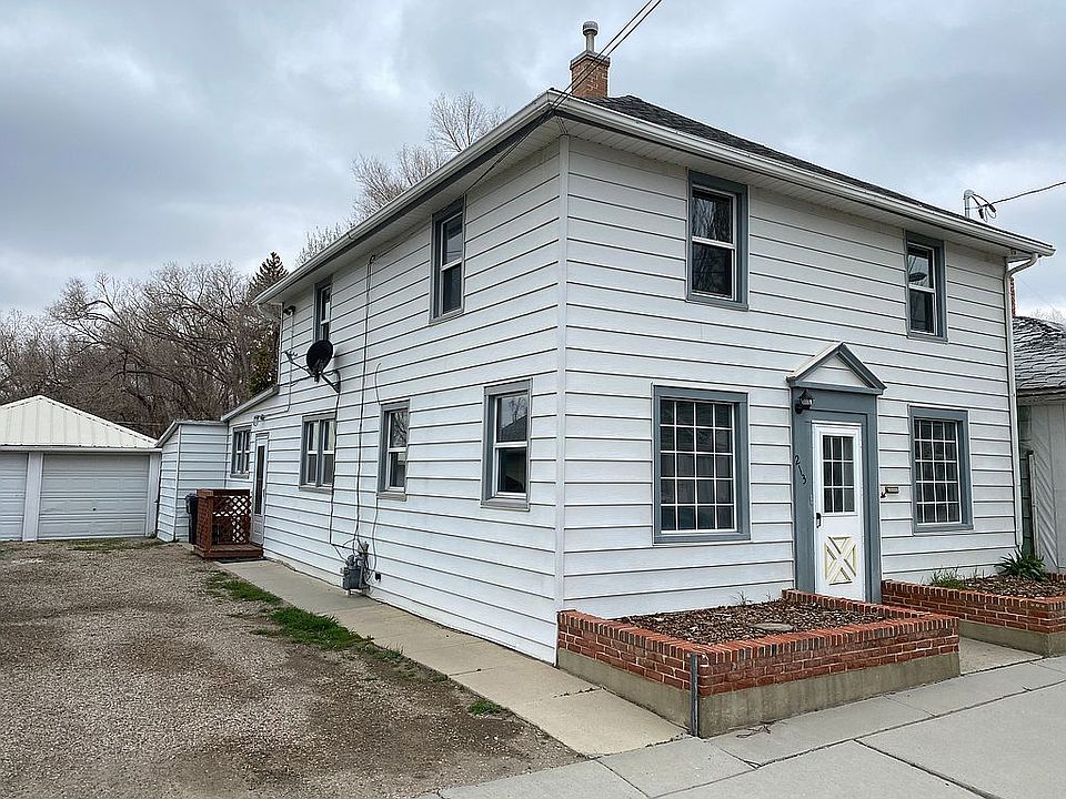 1st image of 213 K St