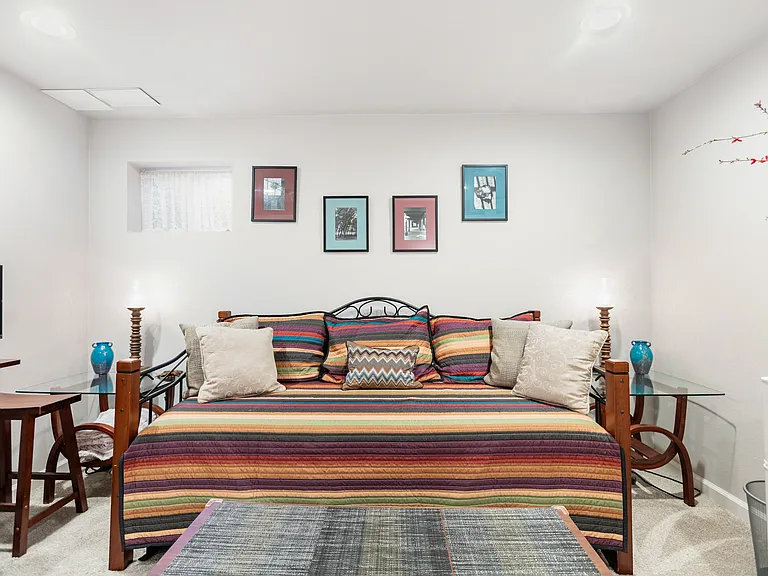 568 Longfellow Ln #FURNISHED — Photo 9