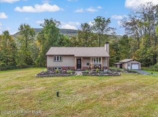 114 Gravatts Way, Tannersville, PA 18372
