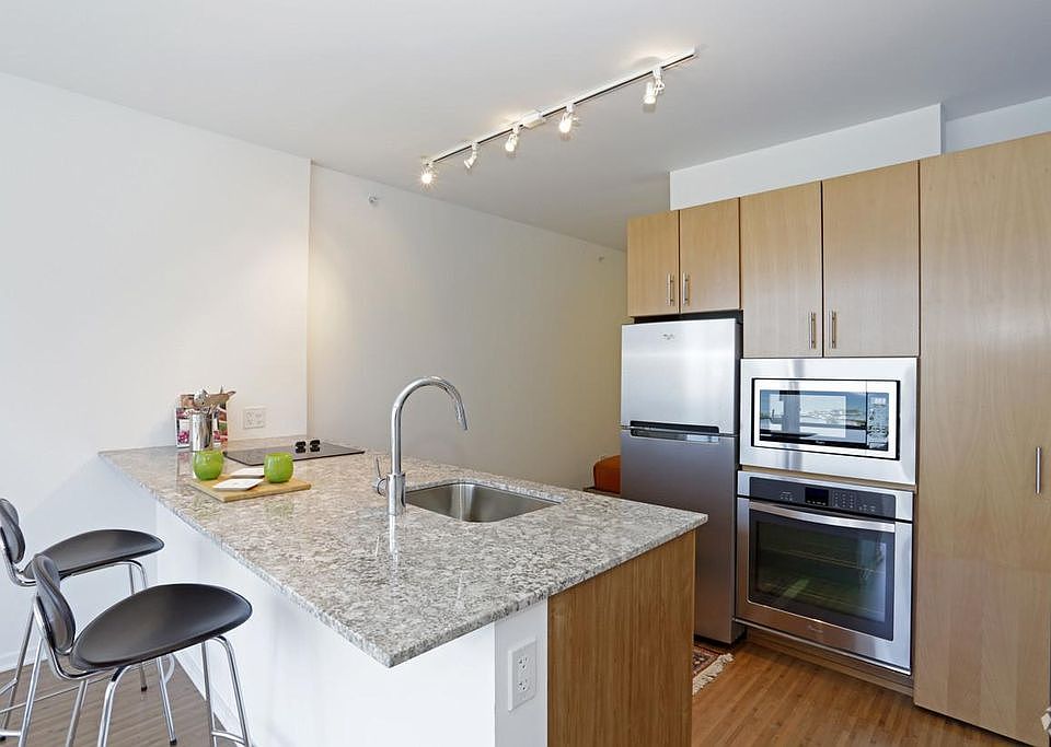 1st image of 196 E Illinois St #2708