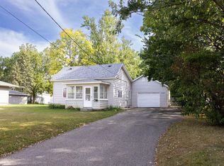 1109 2nd St NW, Faribault, MN 55021