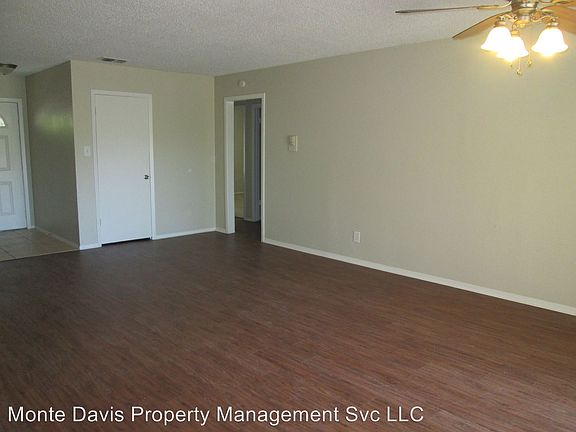 4th image of 5102 Marymount Dr