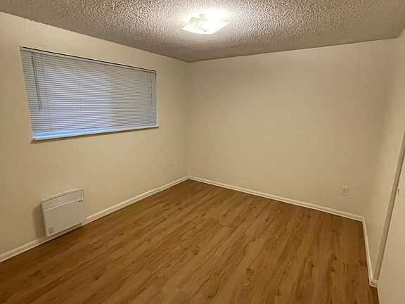 5th image of 3702 E E St APT A