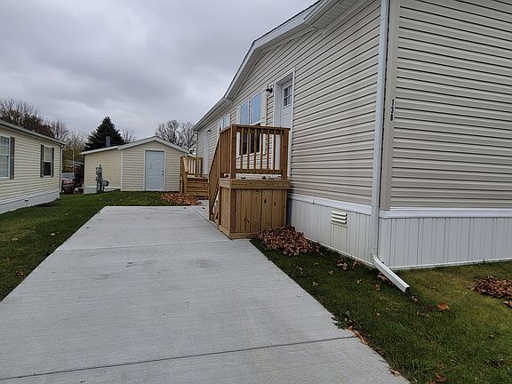 3rd image of 138 Belmont Ln