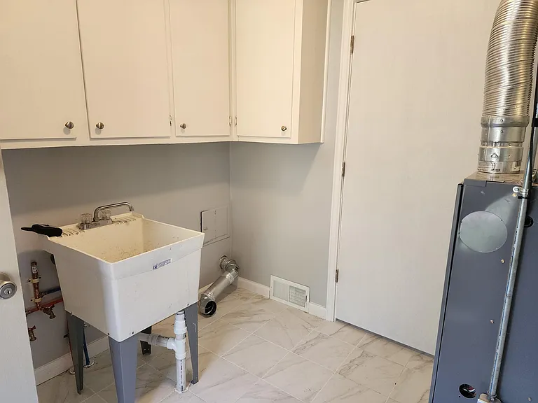2401 Waltz Ave — Photo 14