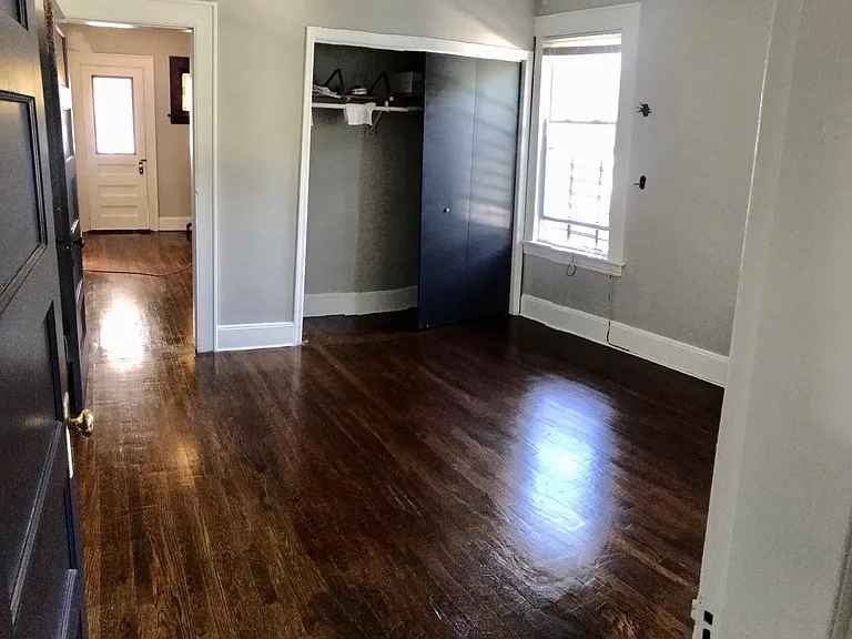 50 Catherine St #2 — Photo 14