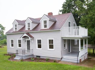 12430 Daphna Rd, Broadway, VA 22815