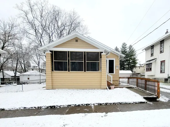 1819 Teel Ave, Lansing, MI 48910