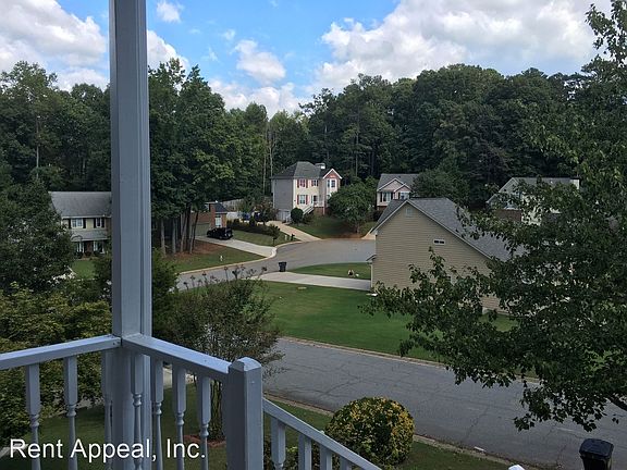 4th image of 2821 Sweet Oaks Ct