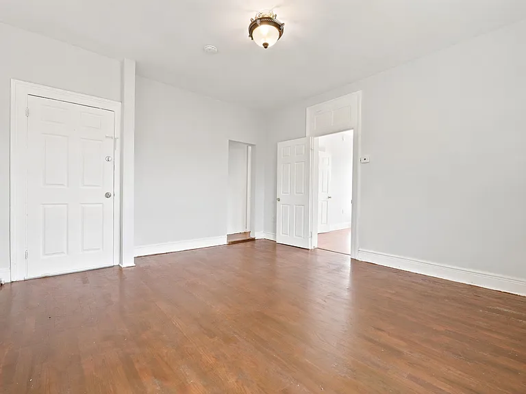 25 W 19th St #2 — Photo 11