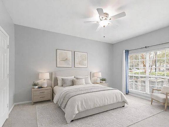 5th image of 5521 E 51st St #8