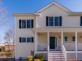 9 Blue Jay Cir #1, Wakefield, MA 01880