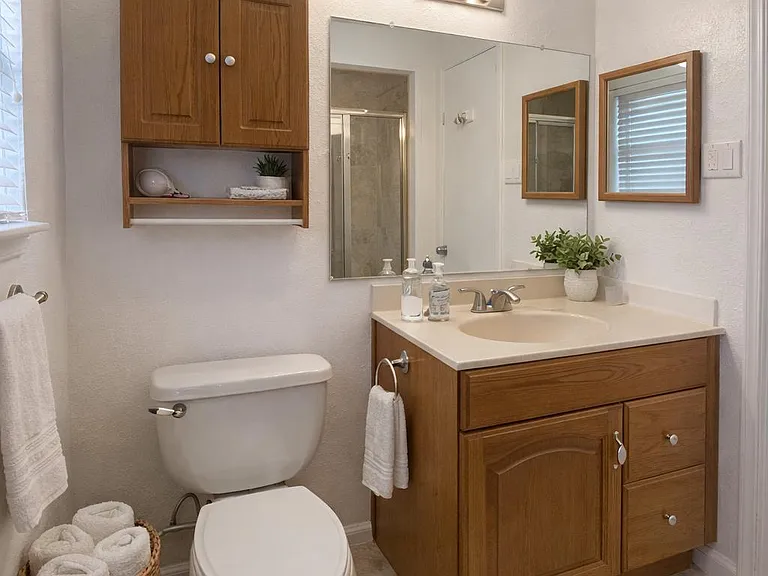 Baylor Dr — Photo 4