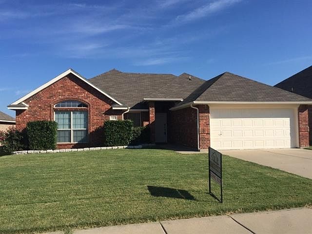 1st image of 940 Joshua Dr