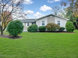 548 Center Ave, Middletown, NJ 07748