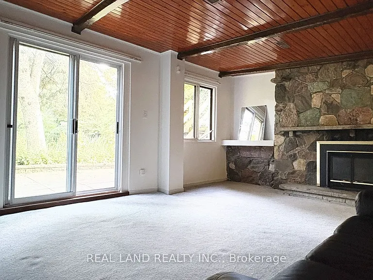 53 Lloydminster Cres — Photo 17