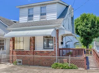 1415 W Montgomery St, Coal Township, PA 17866