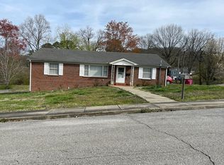 535 Jackson Ave, Carthage, TN 37030