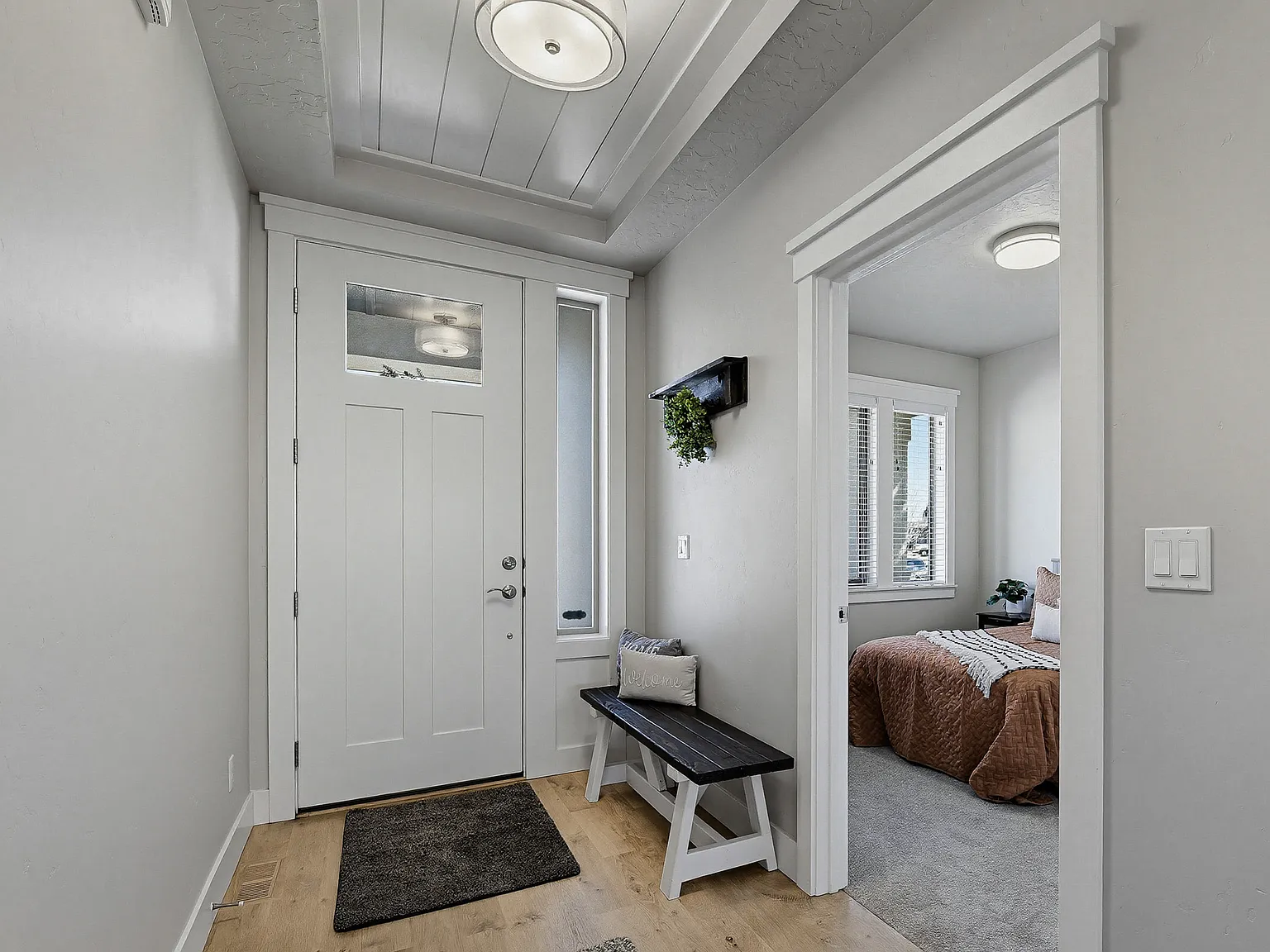5 bed, 2733 sqft, $4,100 — Photo 3
