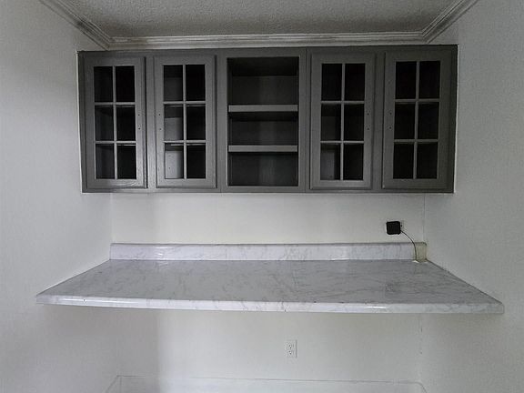 3rd image of 600 S Main St