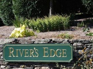 19 Wickhams Fancy, Collinsville, CT 06019