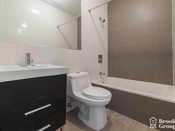 4th image of 72 Himrod St #2D